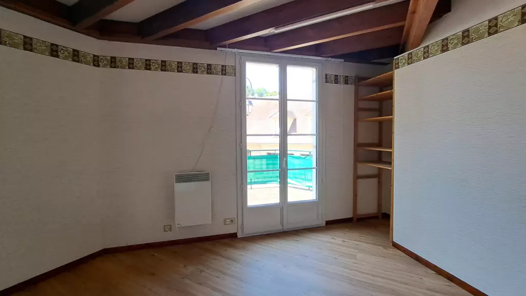 9d575335-e810-4938-8a80-caac414ca85c