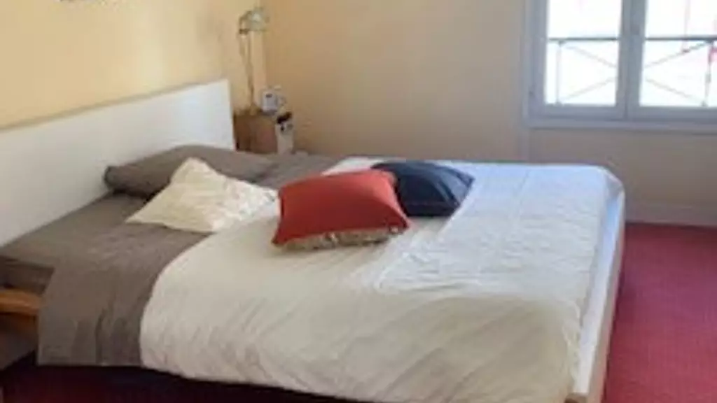 a63313f5-b208-430c-9635-85b51d189731